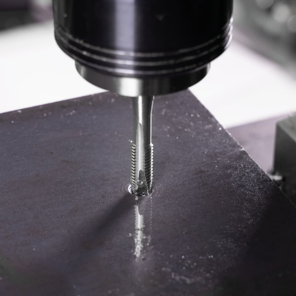 Метчик машинный RUKO HSS-G DIN371 6h метрическая резьба М3х0,5 мм 232030