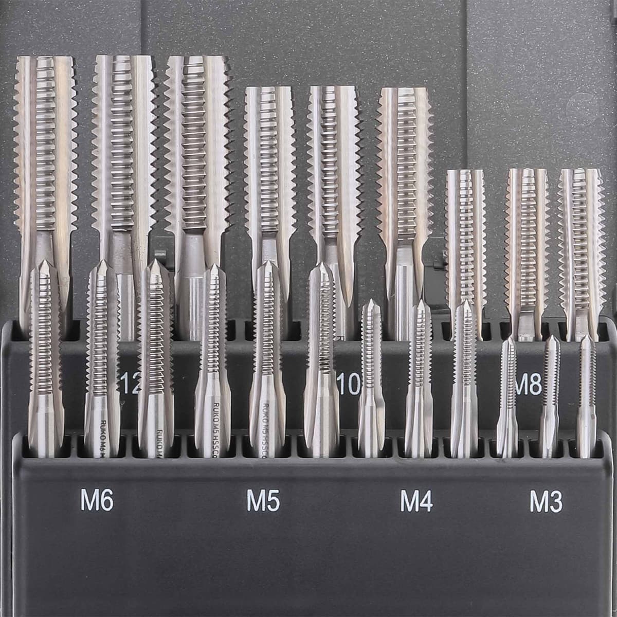 Набор комплектных метчиков RUKO 21 предмет M3-M12 HSSE DIN352 245001ERO